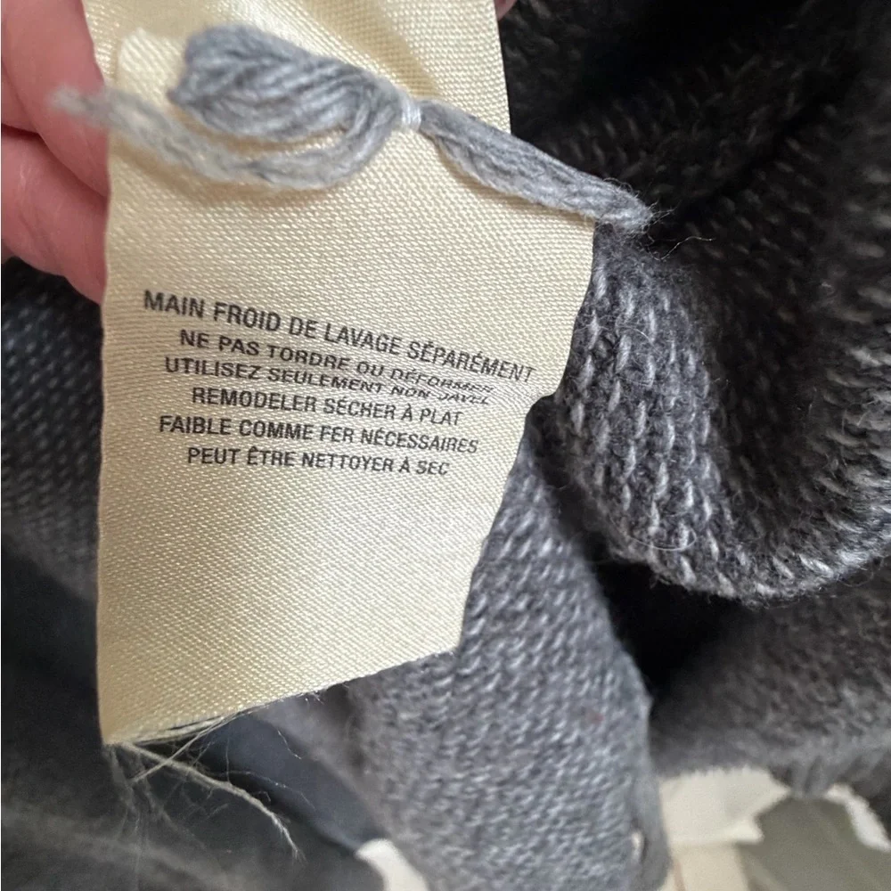 Medium Anthropologie knitted & knotted Gray Star Pattern Long Cardigan sweater